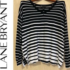 LANE BRYANT SIDE ZIP V-NECK SWEATER